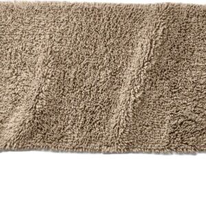 Cozy Tan Shag Rug CASALUNA 21-inch x 34inch Mélange Looped Bath Rug in
Dark Sand